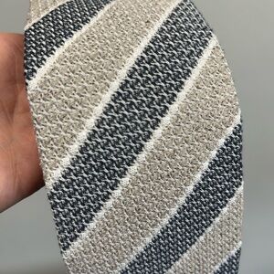 Drake's silk grenadine necktie - Made in England